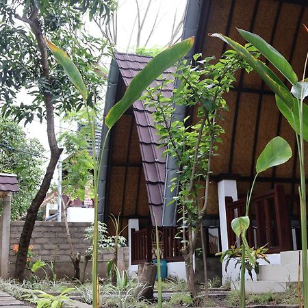 Rumah Gemala Гілі-Аїр Екстер'єр фото